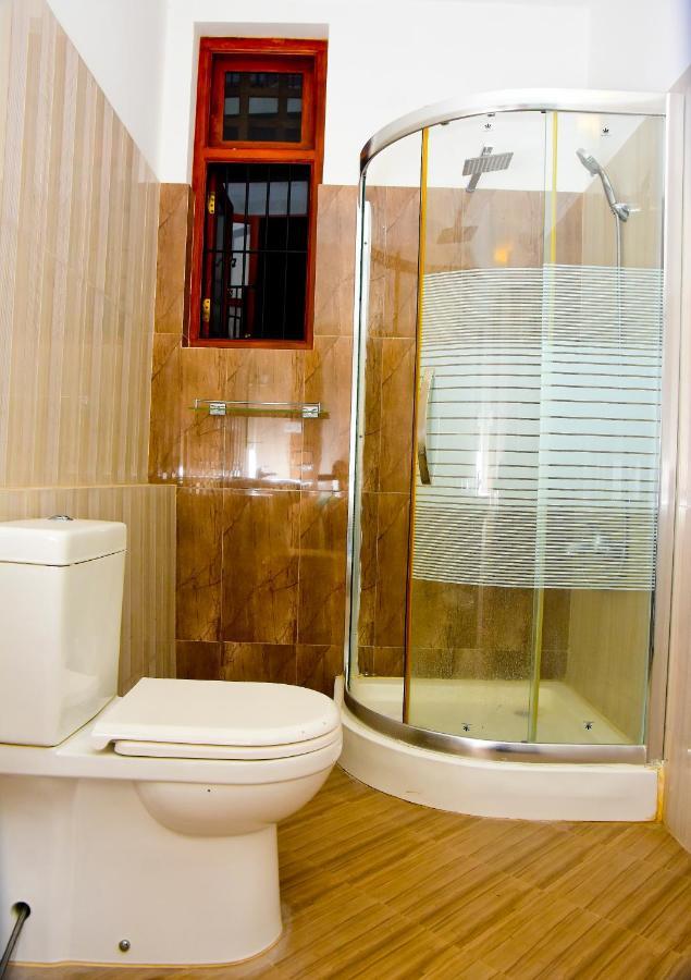 Grand Royal Villa ネゴンボ エクステリア 写真